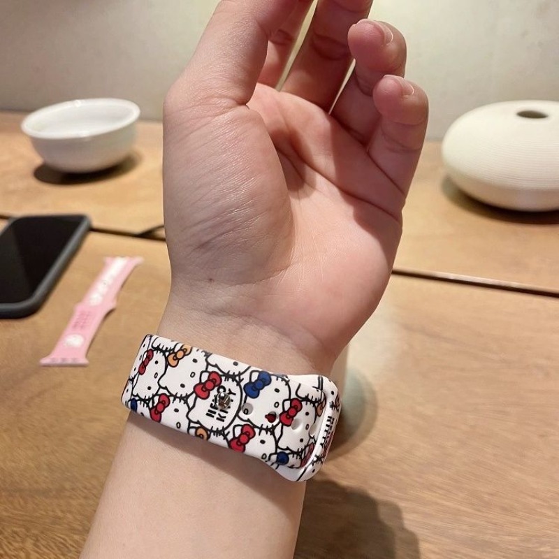 Anime Sanrio Cute Hello Kitty  - Silicone Band Replacement 리뷰 및 가격